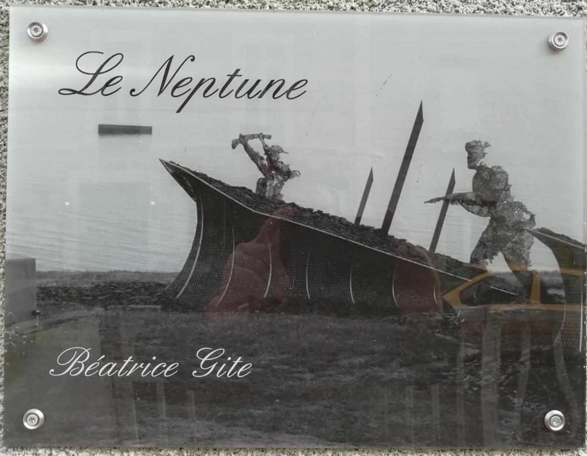 le neptune Arromanches-les-Bains Extérieur photo